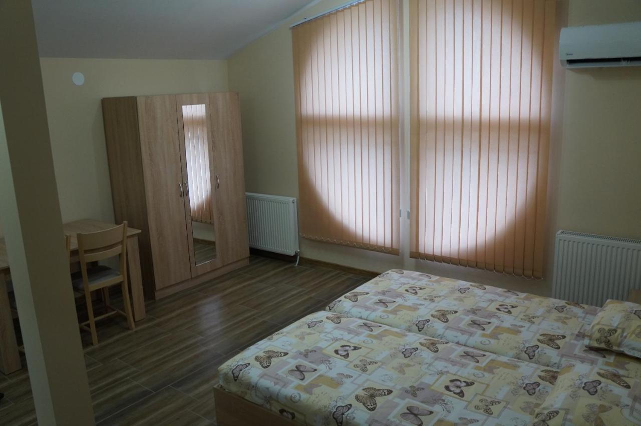 Apartmán Dessi Pleven Exteriér fotografie